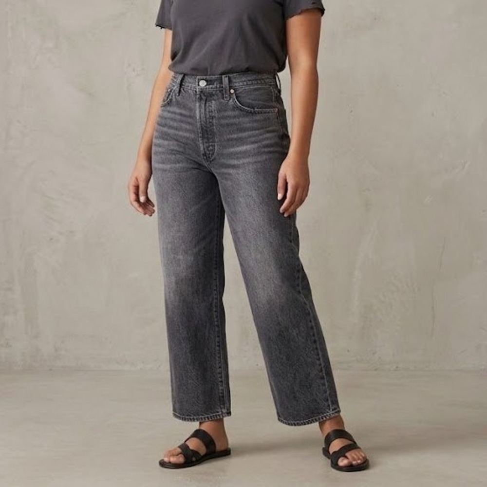 Levi's Ribcage Straight Ankle Jeans Washed Black Size 29x27 Ultra High Rise